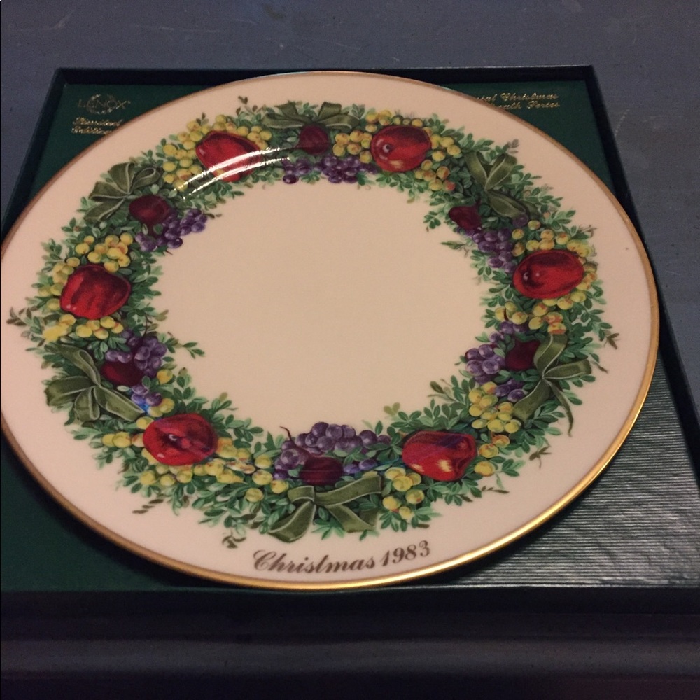 Lenox Plate Maryland Christmas Wreath Plate